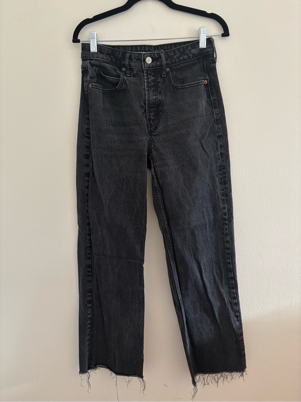 Old Navy Black Straight-Leg Women’s Jeans